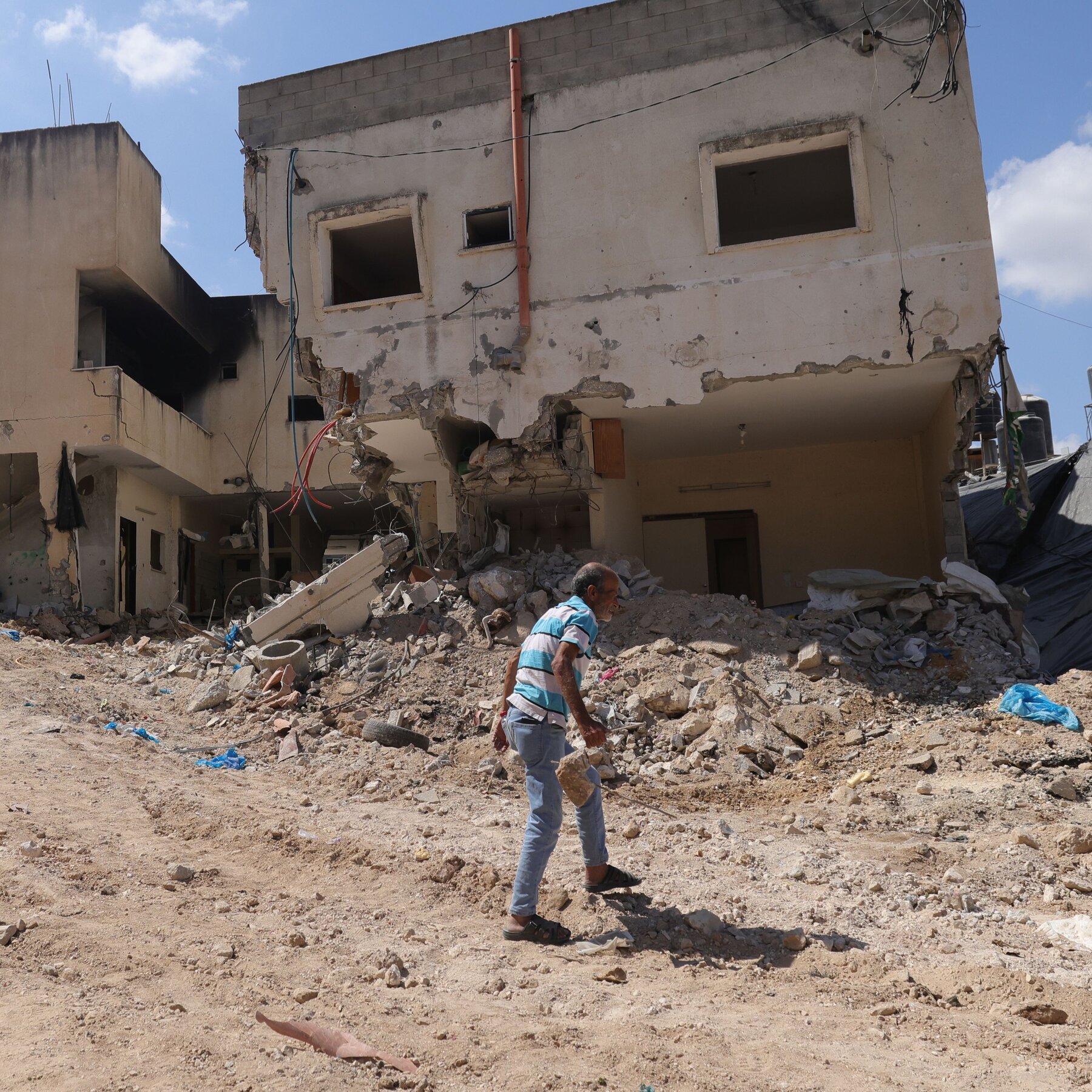 As Israel Keeps Fighting in West Bank, Residents in One Area Assess the Damage