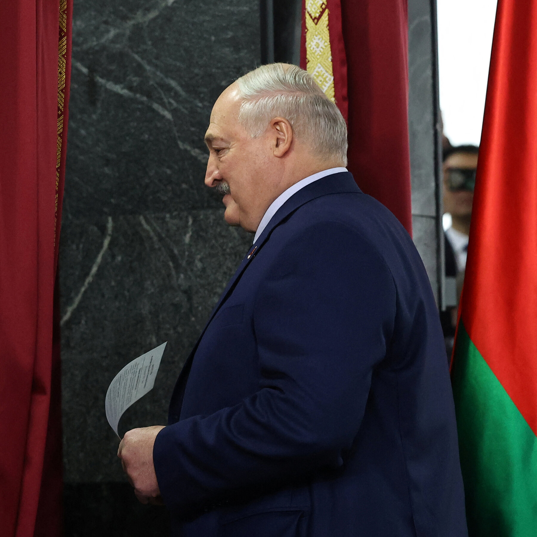 Belarus’s Strong-Arm Leader, Aleksandr Lukashenko, Cruises to Re-election